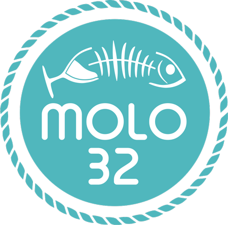 Molo 32